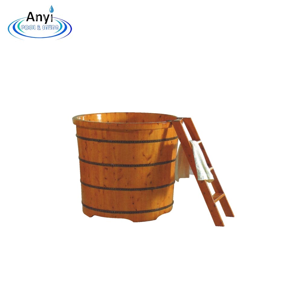 Cypress Bathroom Round Wooden Bathtub